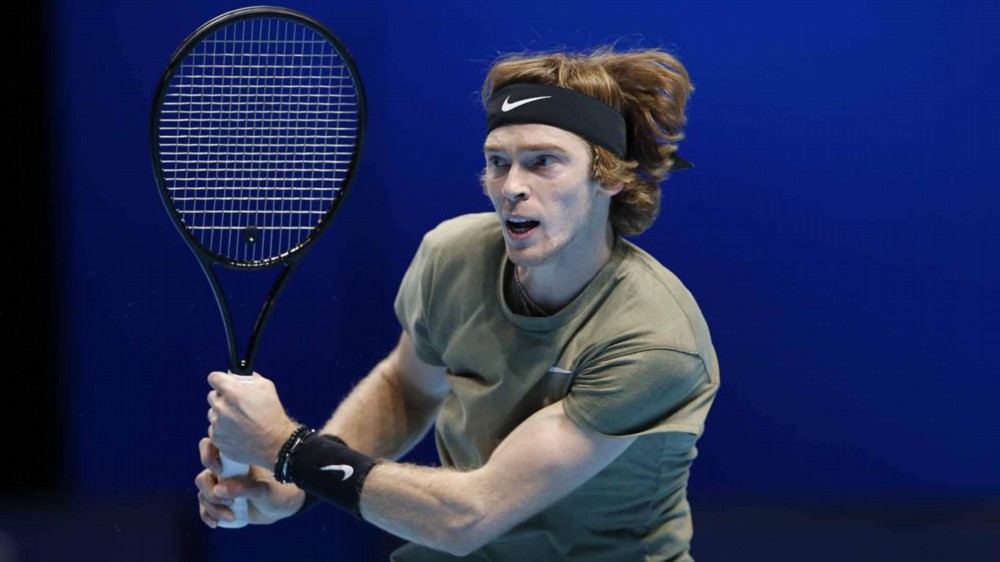 进的足球理 进的足球理