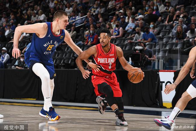 球扑救策略 球扑救策略